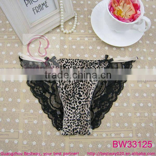 Sexy wild ladies leopard bikini undergarment with back transparent