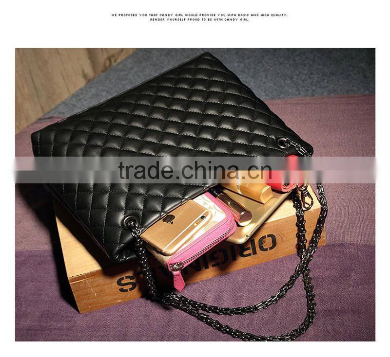 Famous Classic Black Handbag Lock Button Women Chain Bags