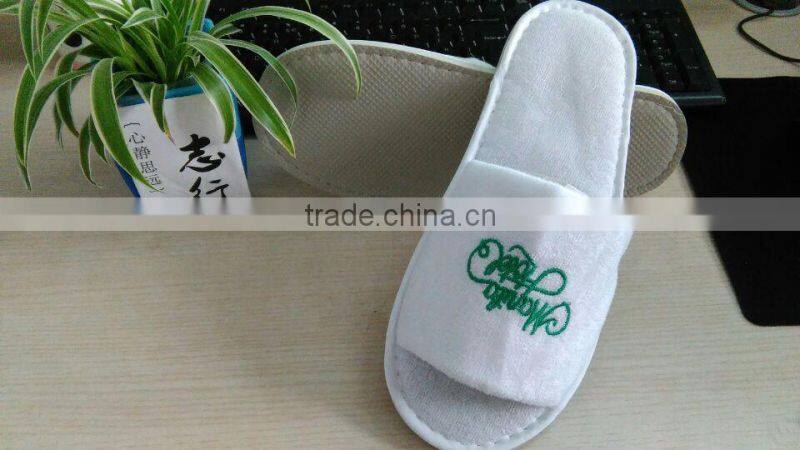 Open toe customize guangzhou disposable hotel towel slippers Wholesale