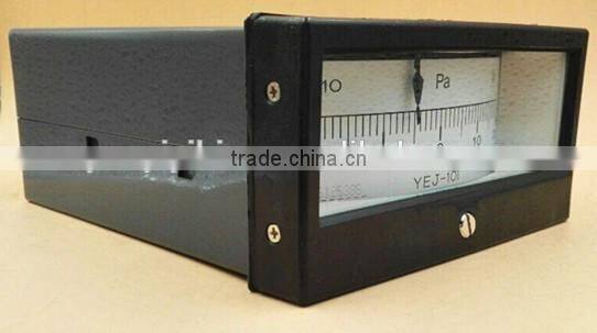 Rectangular diaphragm pressure gauge