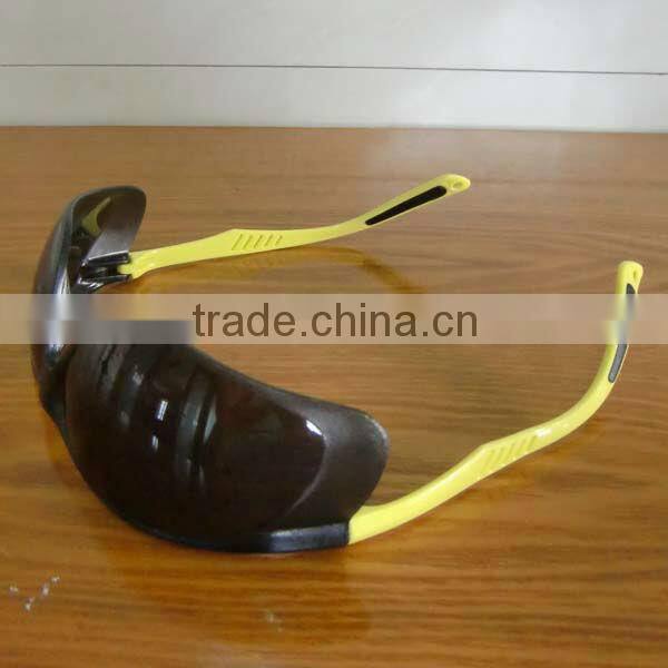 2016 hot selling 2.2 mm PC lens protective anti-fog glasses safety anti-fog glasses transparent anti fog glasses manufacturer