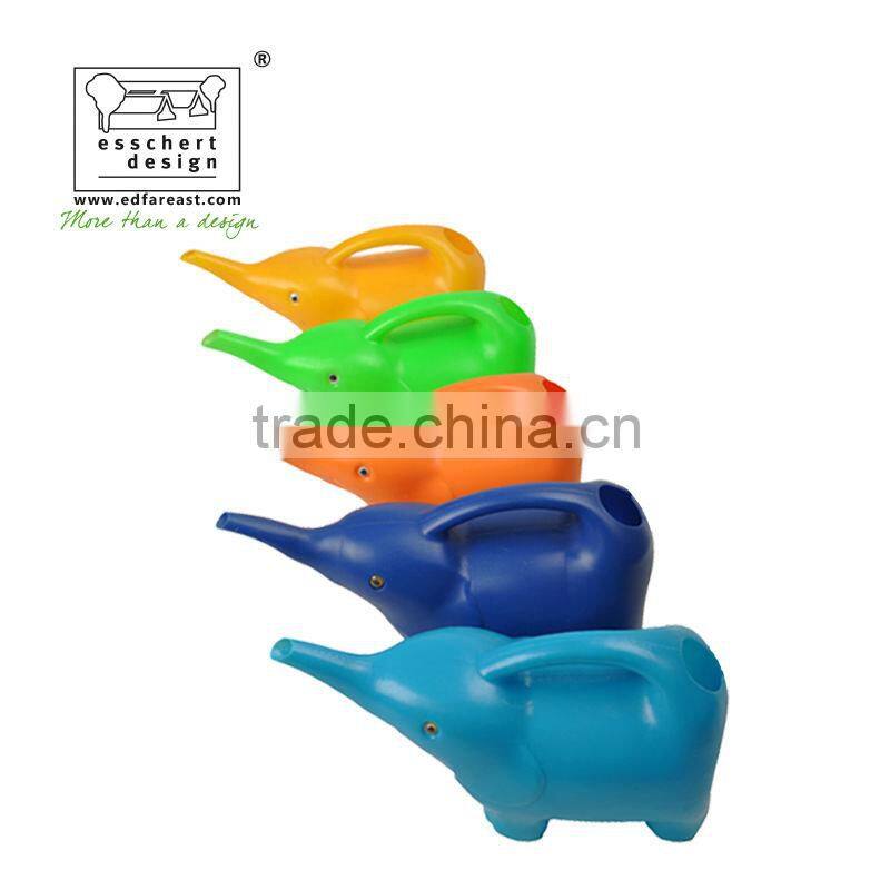 designer plastic elephant shape garden watering can 0.9L