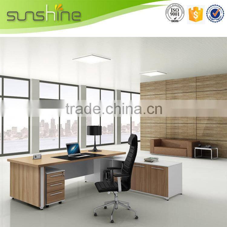 Guangzhou factory professional half round executive desk