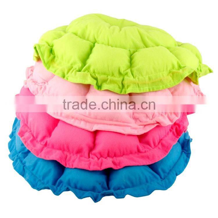 Lovable Pumpkin shaped pet dog /cat beds made in China