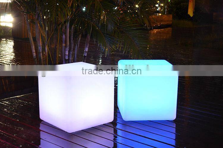 PE plastic remote control LED bar tables/color changing LED cocktail tables/illuminated LED light up table