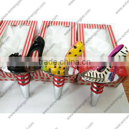 Wedding yellow and black little butterfly knot high-heeled shoes wine stopper