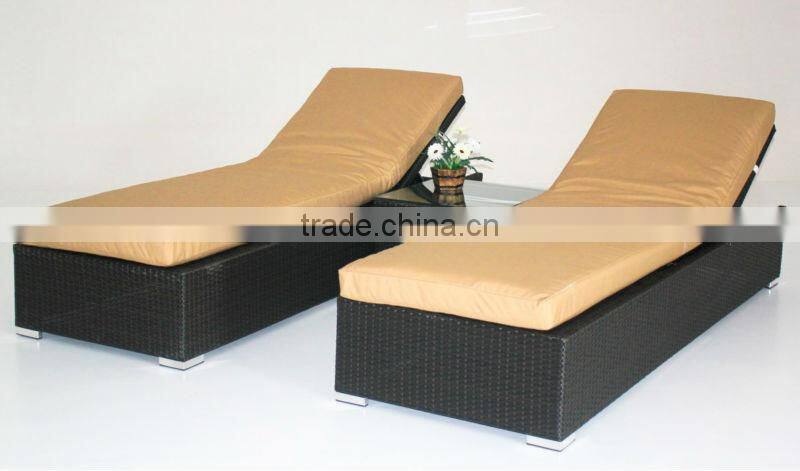Outdoor Wicker Modern Rattan Lounge bed, wicker lounge, sun lounge, beach bed.
