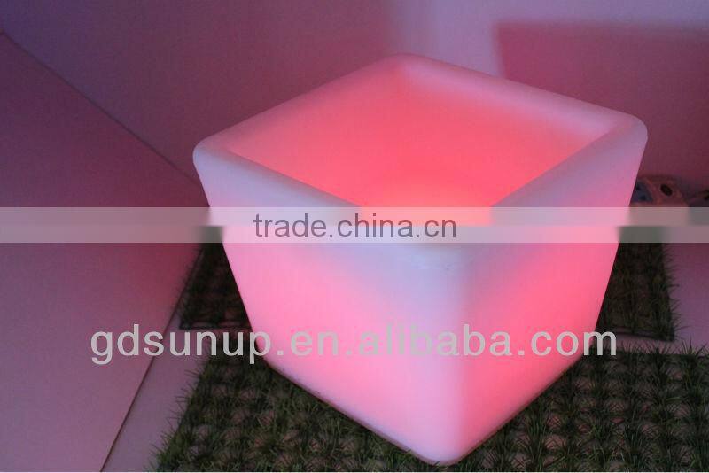 factory direct price flashing plastic led ice bucket especially for bar