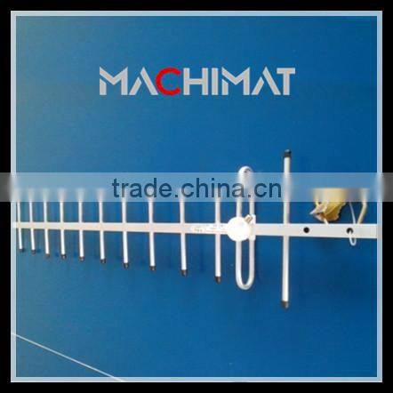 Short wire equiped Yagi antenna 5 nuit 450-860mhz high gain