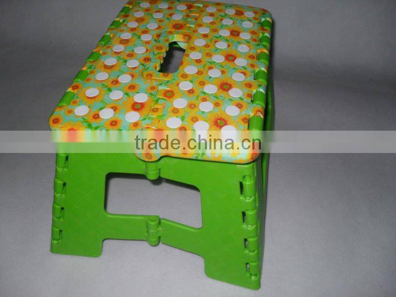 Family and outdoor portable folding plastic stool