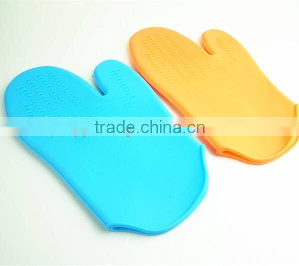 10136 Silicone Heat Resistant Grilling BBQ Gloves for Cooking, Baking