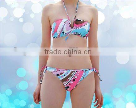 Micro and hot bikini for lady