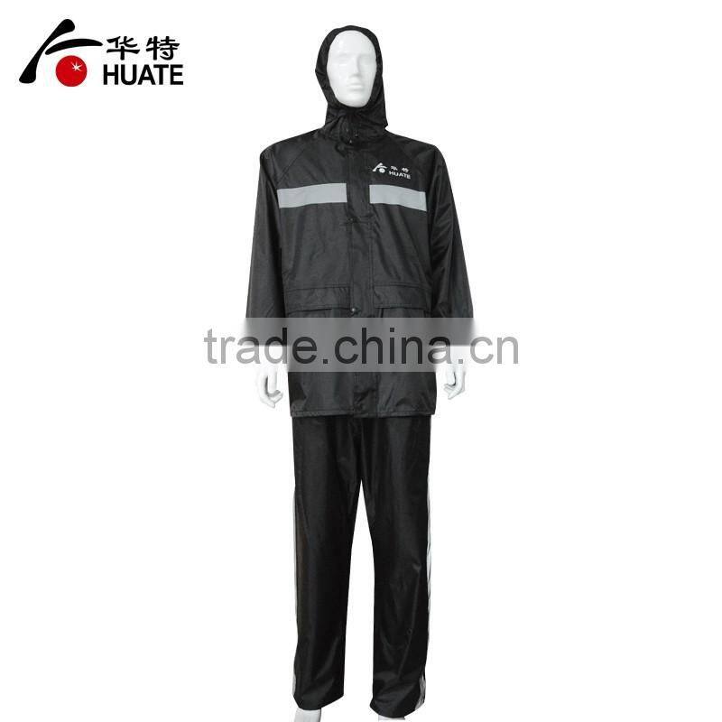 Mens black refelective raincoat,waterproof polyester raincoat manufacturer