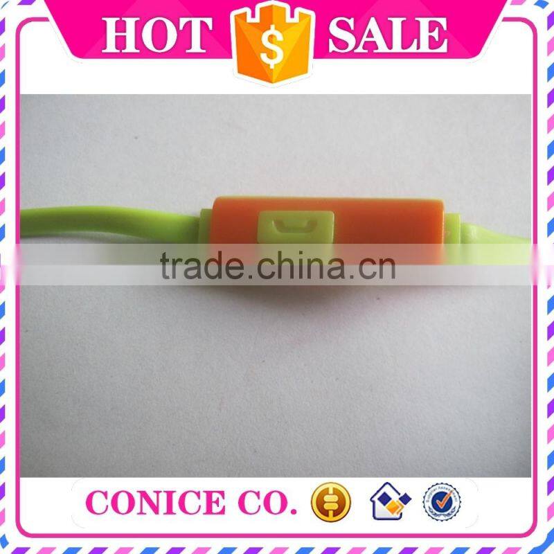 2015 wholesale silicone plastic plug in ear earbuds stereo handsfree wired microphone earphones