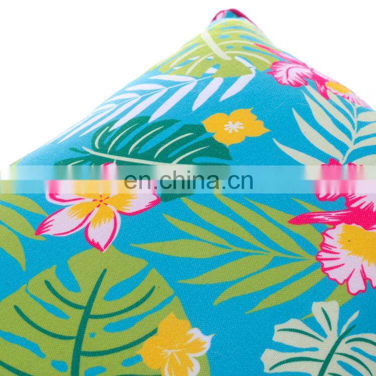 Decorative Throw Pillow Covers Square Outdoor Couch Personalized Printed Pillow Cushion with Piping Edge