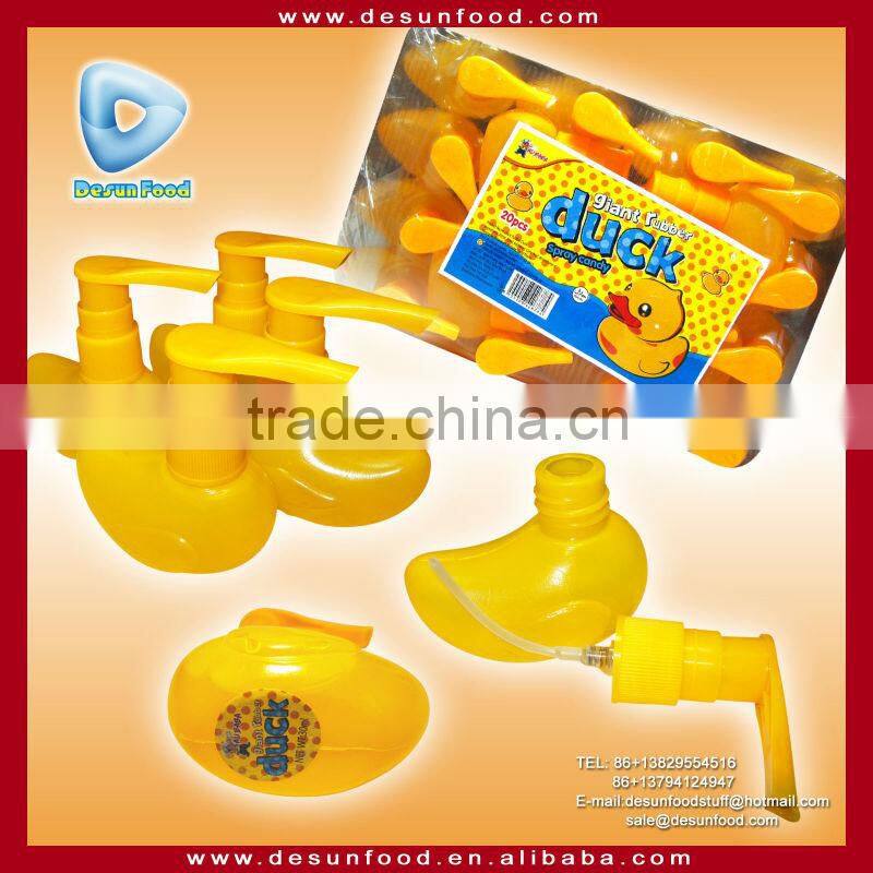 Giant rubber duck cartoon liquid spray candy