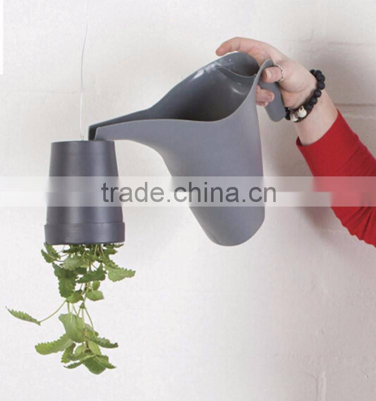 Esschert Design hanging upside down plastic flower pot