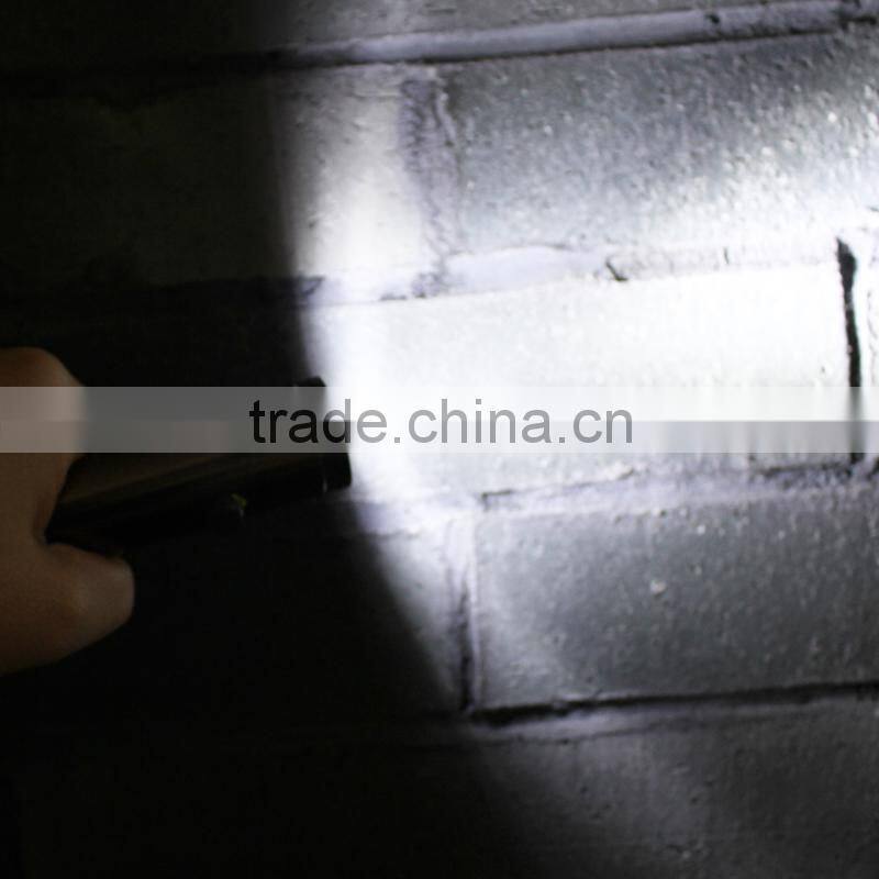 Aluminium Alloy 9 LED Flashlight with Emergency Hammer, Emergency Flashlight