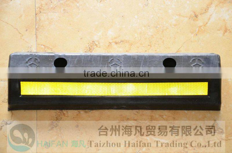 High quality 500mm rubber wheel stopper adjustable loading dock ramp for sale/Car Parking Stopper Made of Synthetic Rubber