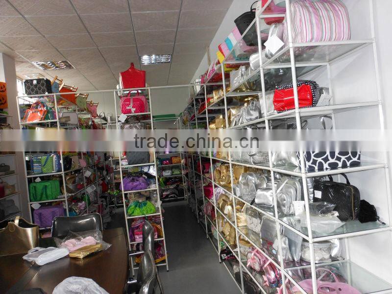 large folding 1680 denier ballistic nylon travel hanging toiletry bag