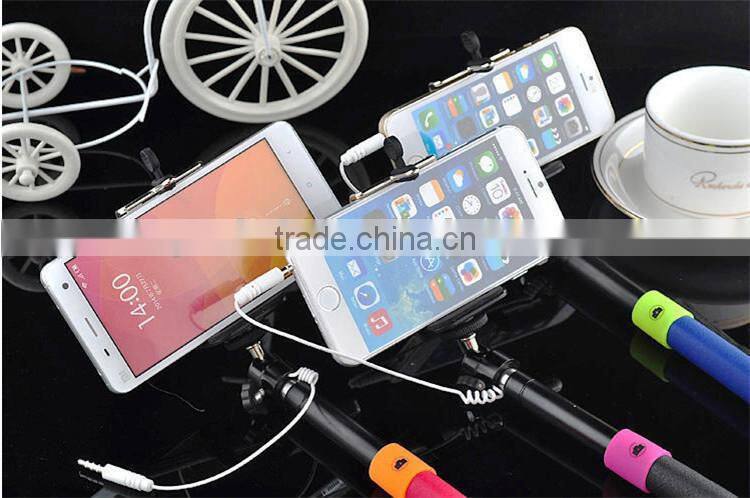 2015 hot product one piece monopod mini selfie stick with cable Z05 selfie monopod for mobile phone