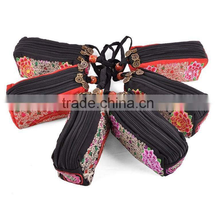 Good feedback wallet with 3 zipper wholesale embroidery clutch bags wallet with tassel