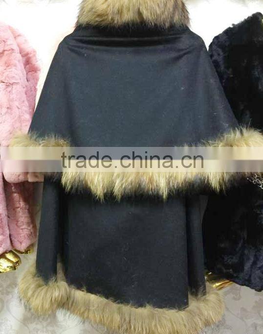 luxury design lady's Cashmere and raccoon fur trim cape