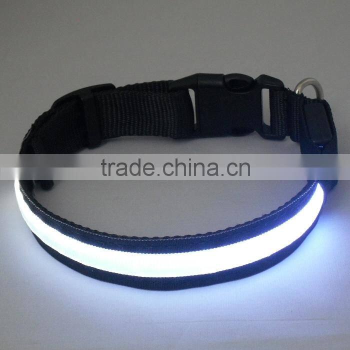 Nylon LED Dog Night Safety Collar Flashing Light up W/circular Pendant Collar Green