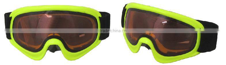 Children fluorescent yellow goggles, eye-catching colors that children love, security eyes