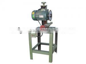 Bamboo floor supporting device