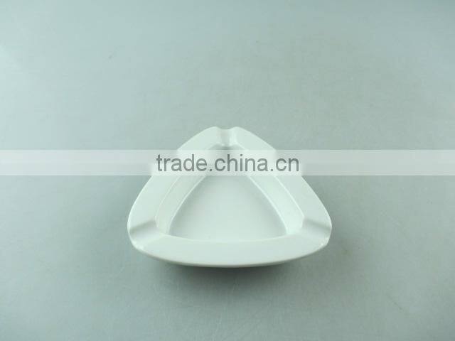 Stocklots triangle shape white ceramic ashtrays