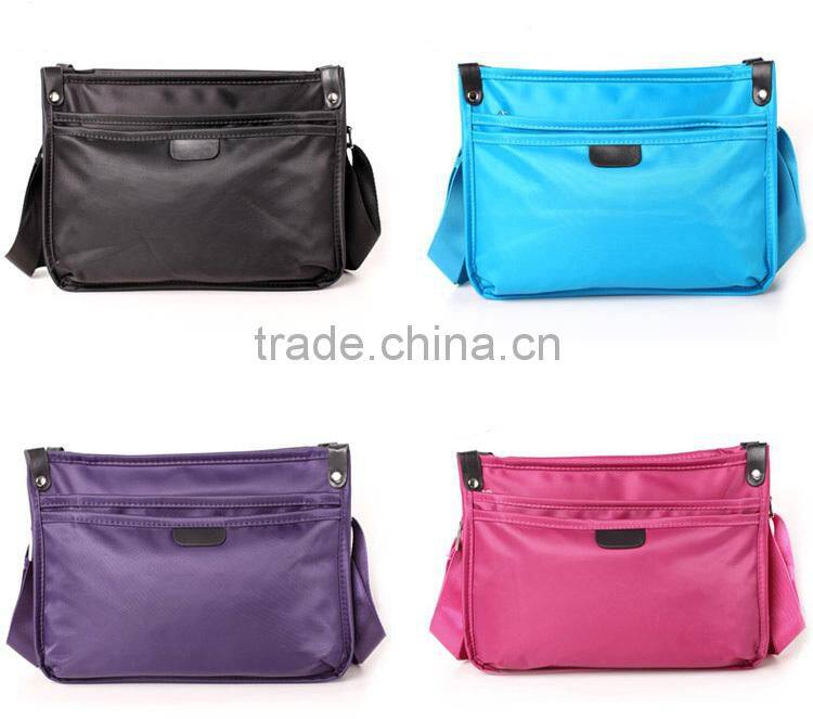 New fashion nylon messenger bag wholesale