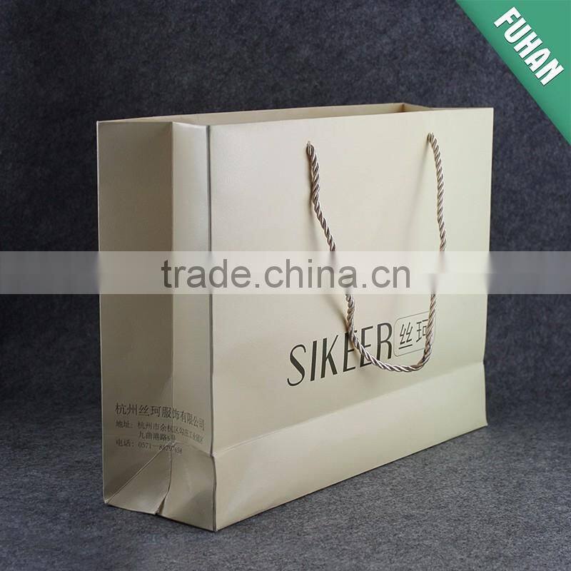 2017 Fashion Design High Quality Paper Shopping Bags