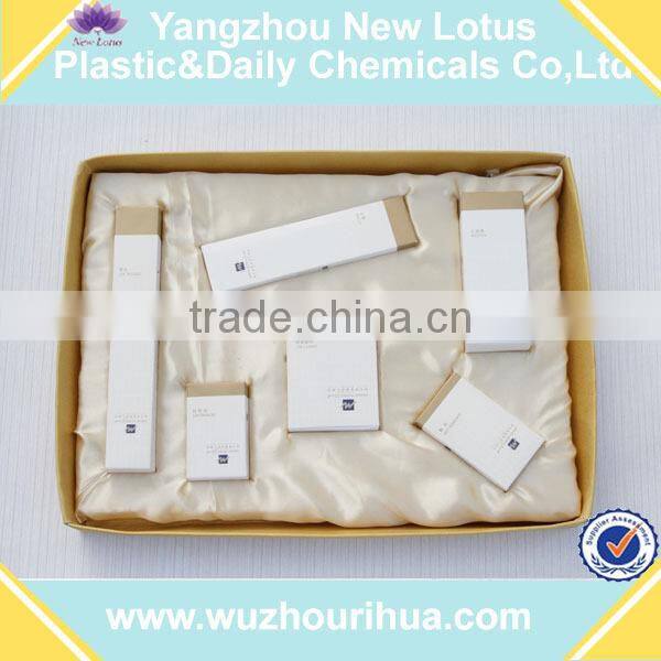 Luxury Hotel Amenity Gift Set Yangzhou New Lotus
