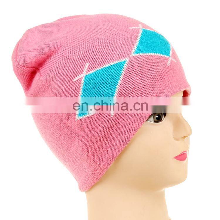 Women's acrylic cable knitted cuff beanie
