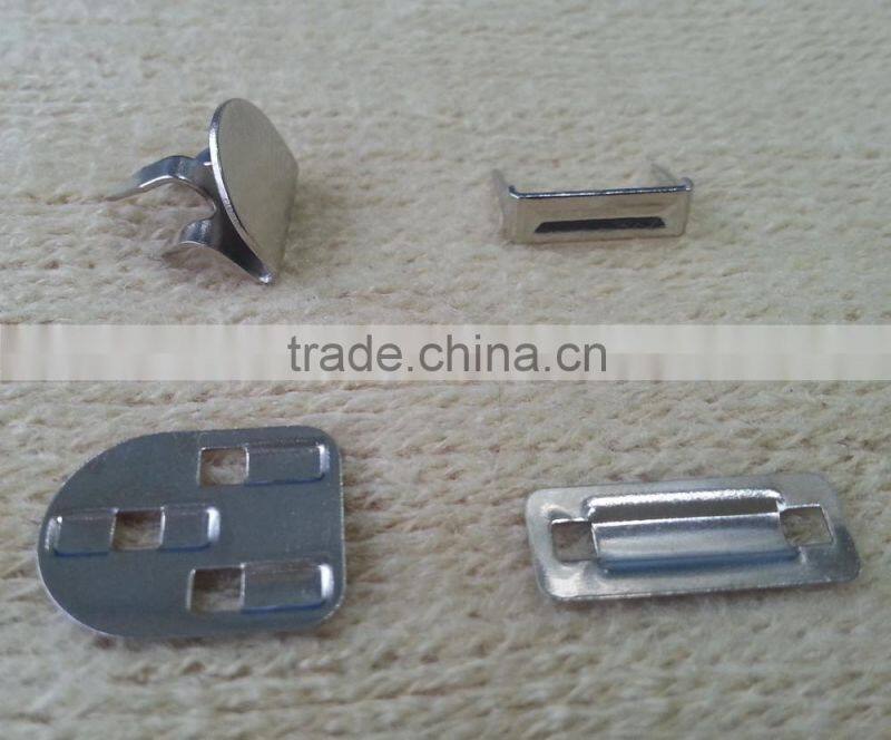 3 Forks Leg Metal Hook and Bar For Trousers -- 8015A