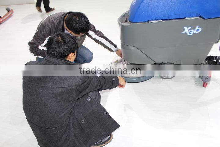 Cleaning machine hand held floor sweeper