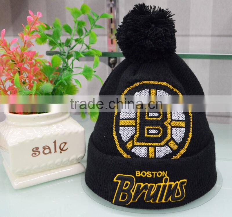 OEM wholesale custom beanie 3D embroidery logo pom pom beanie hat/knitted beanie cross-stitch