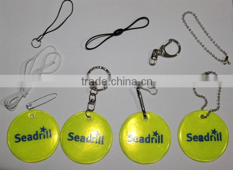 traditional make-ups shapes reflective keychain