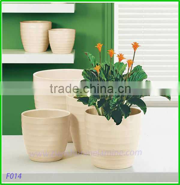 2013 cheap flowerpots of plastic , colorful plastic tabletop flower pots