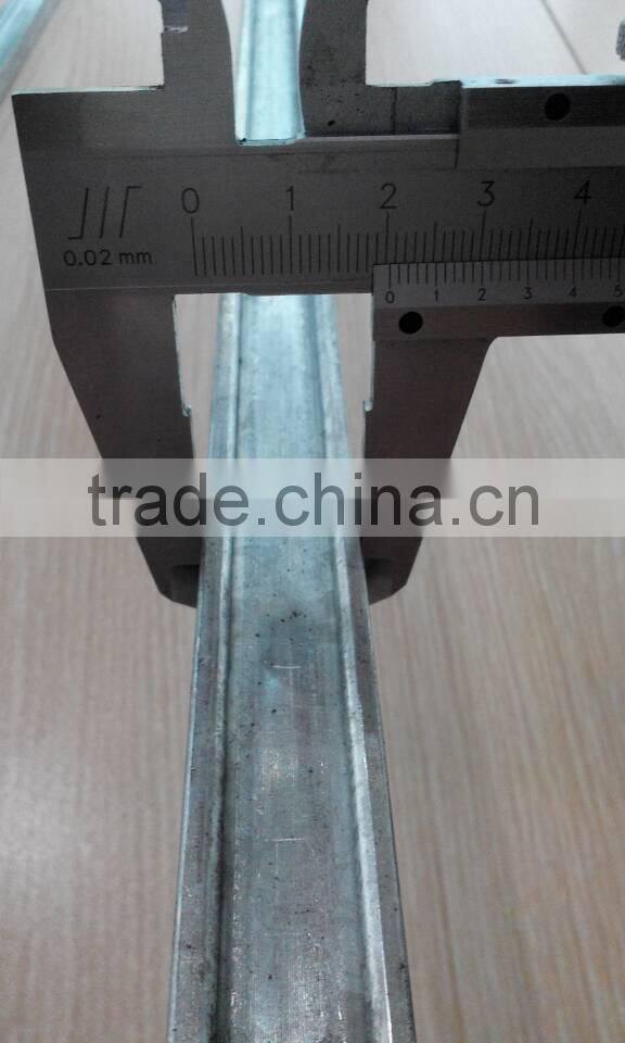 i shape metal for reinforced plastic pallet