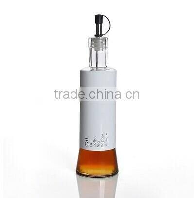 red spraying plastic cylinder glass big bottom oil bottle