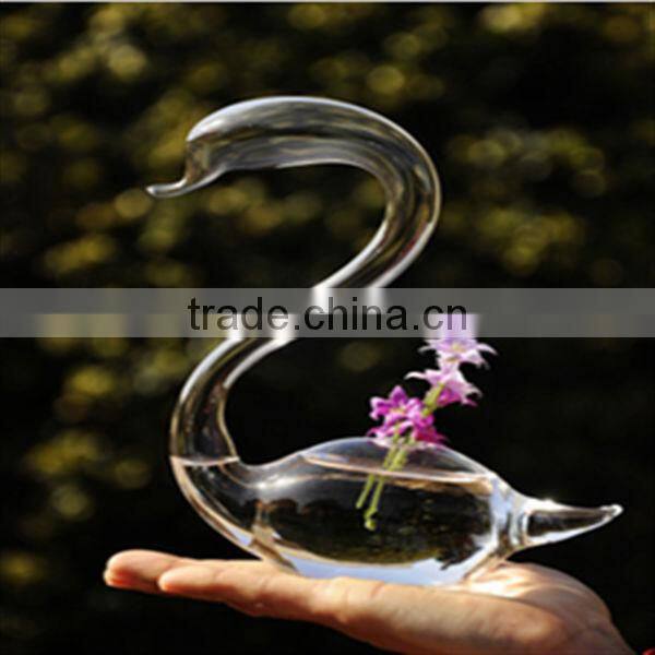 Clear glass vase,glass swans