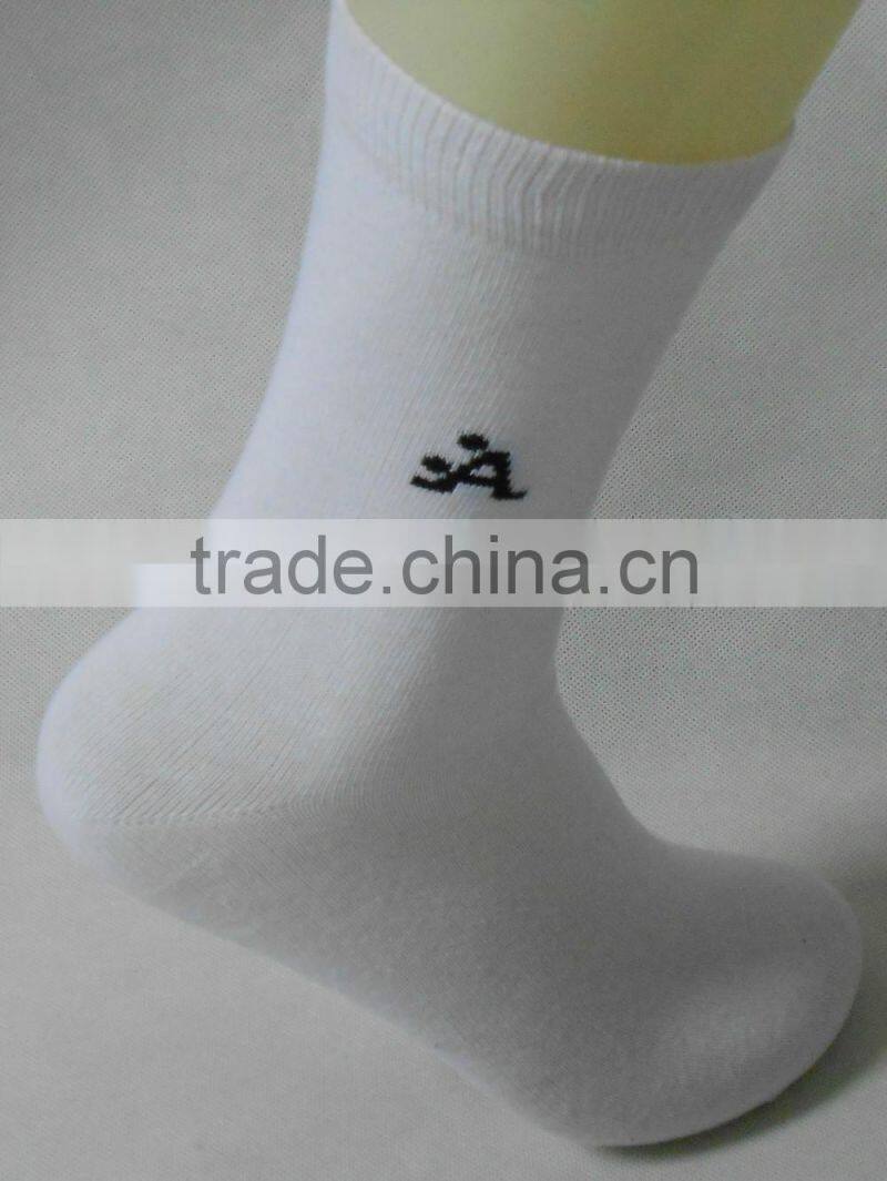 fancy white thin cotton socks with logo