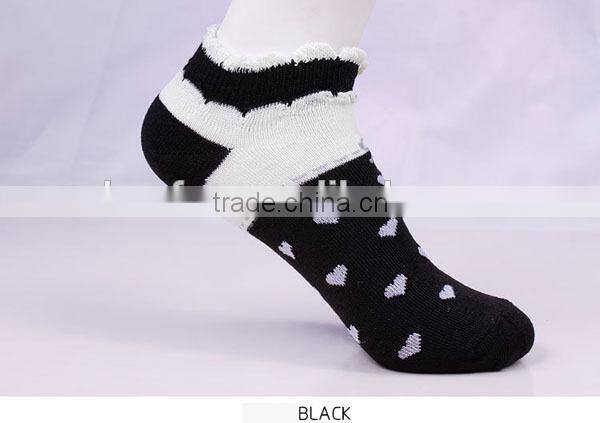 100%cotton pretty lace love heart pattern women socks