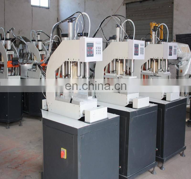 Automatic four point welding machine for pvc and upvc windows