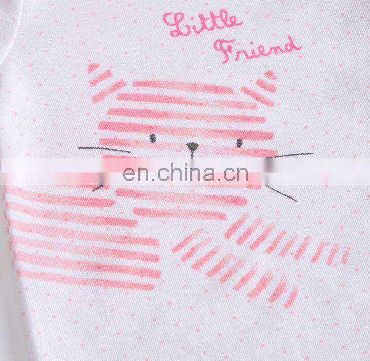 2017 Wholesale autumn winter newborn baby clothes soft cotton long sleeve toddler baby romper with foot