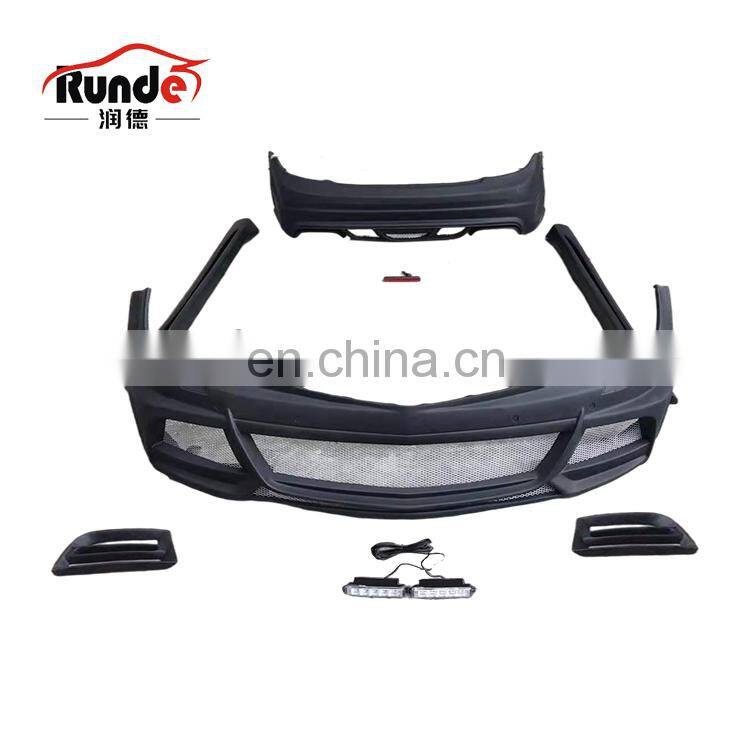 Runde FRP Material WD Style Body Kit Front Rear Bumper Side Skirts Fender For 2012-2014 Mercedes Bens C-Class w204 body kit