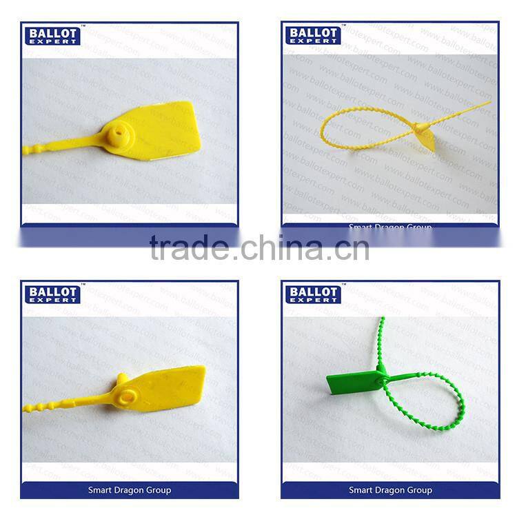 Waste or equipment collection bags Secure lock Seals