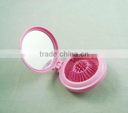 pocket hair bush with mirror